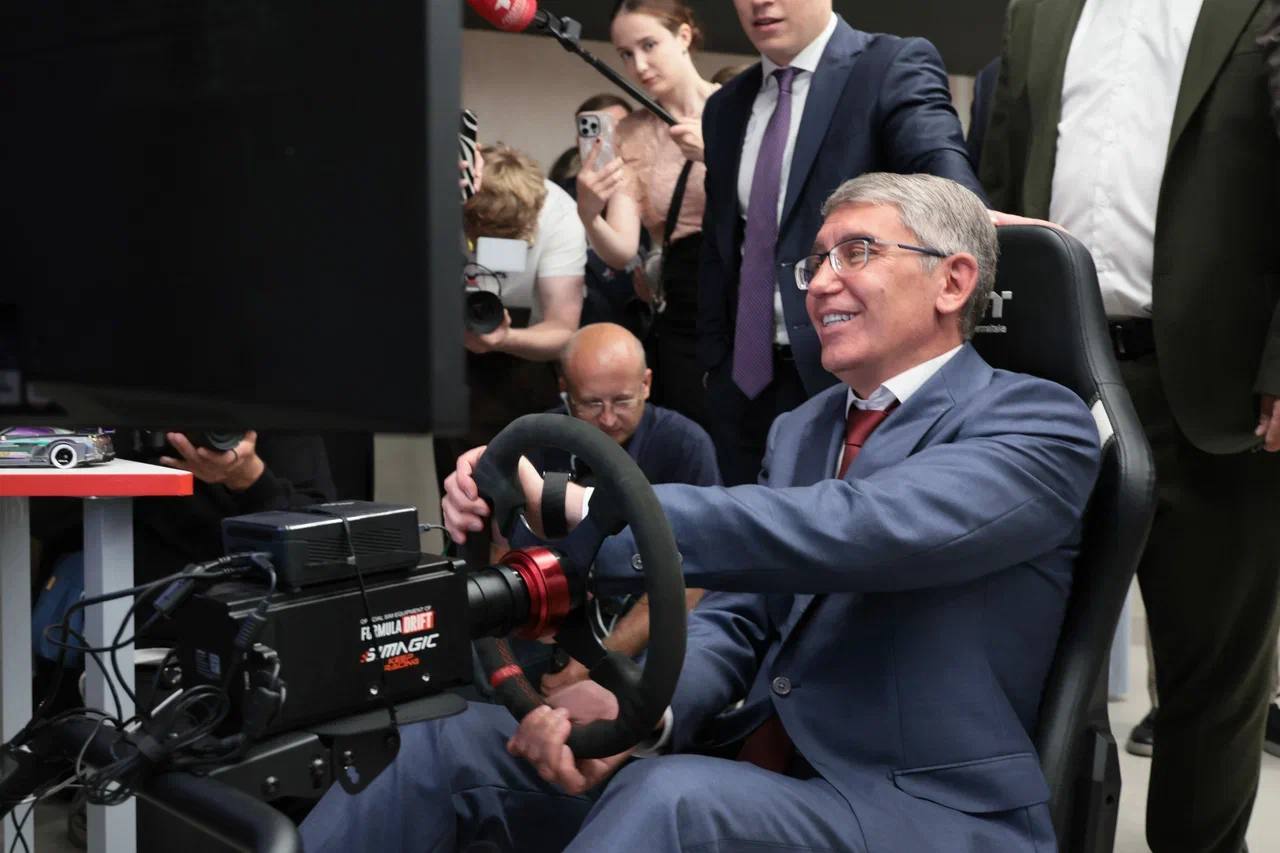 SMP Esports представил симуляторы и SMP Drive Engine на выставке в МИРЭА