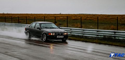 E36